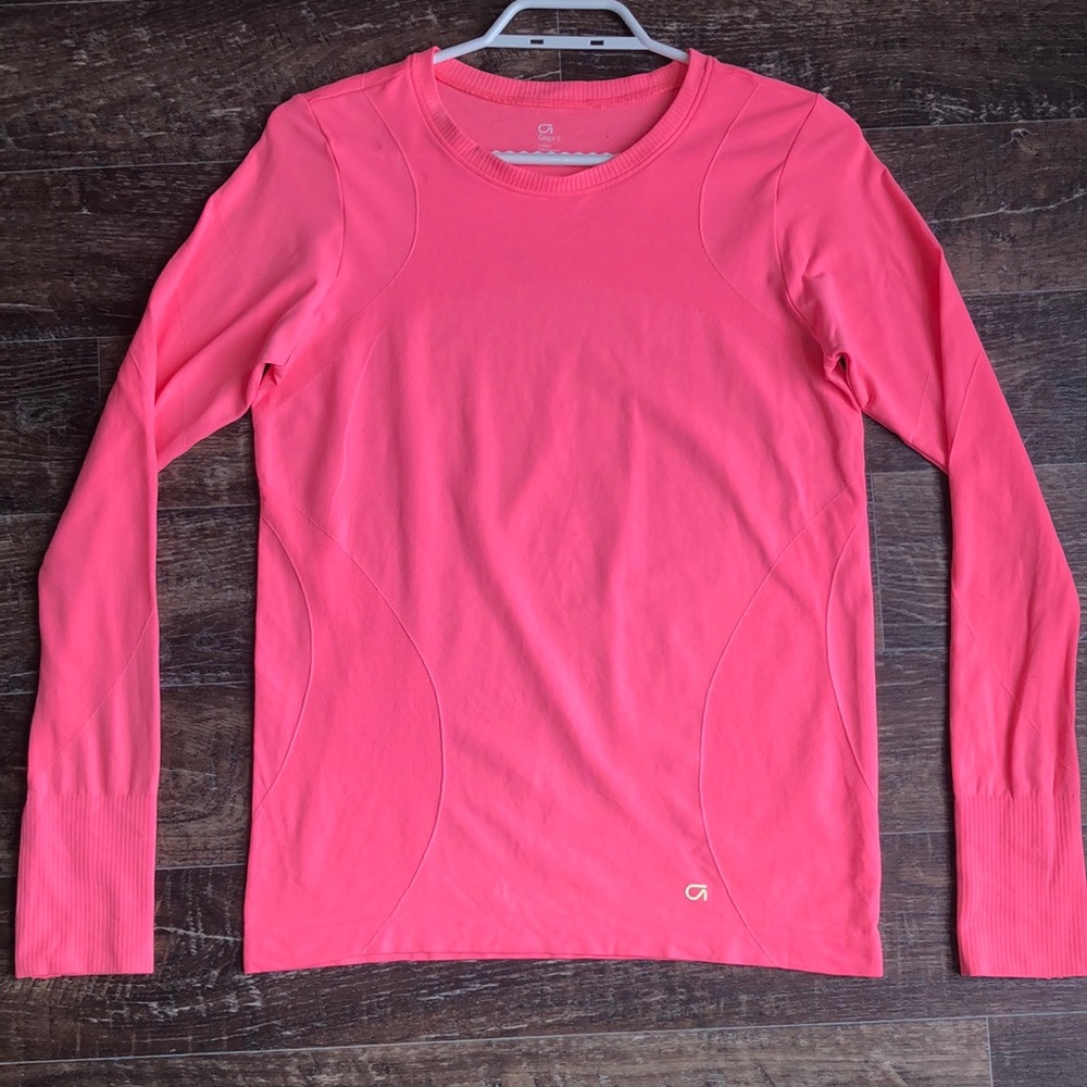 Gapfit motion long sleeve